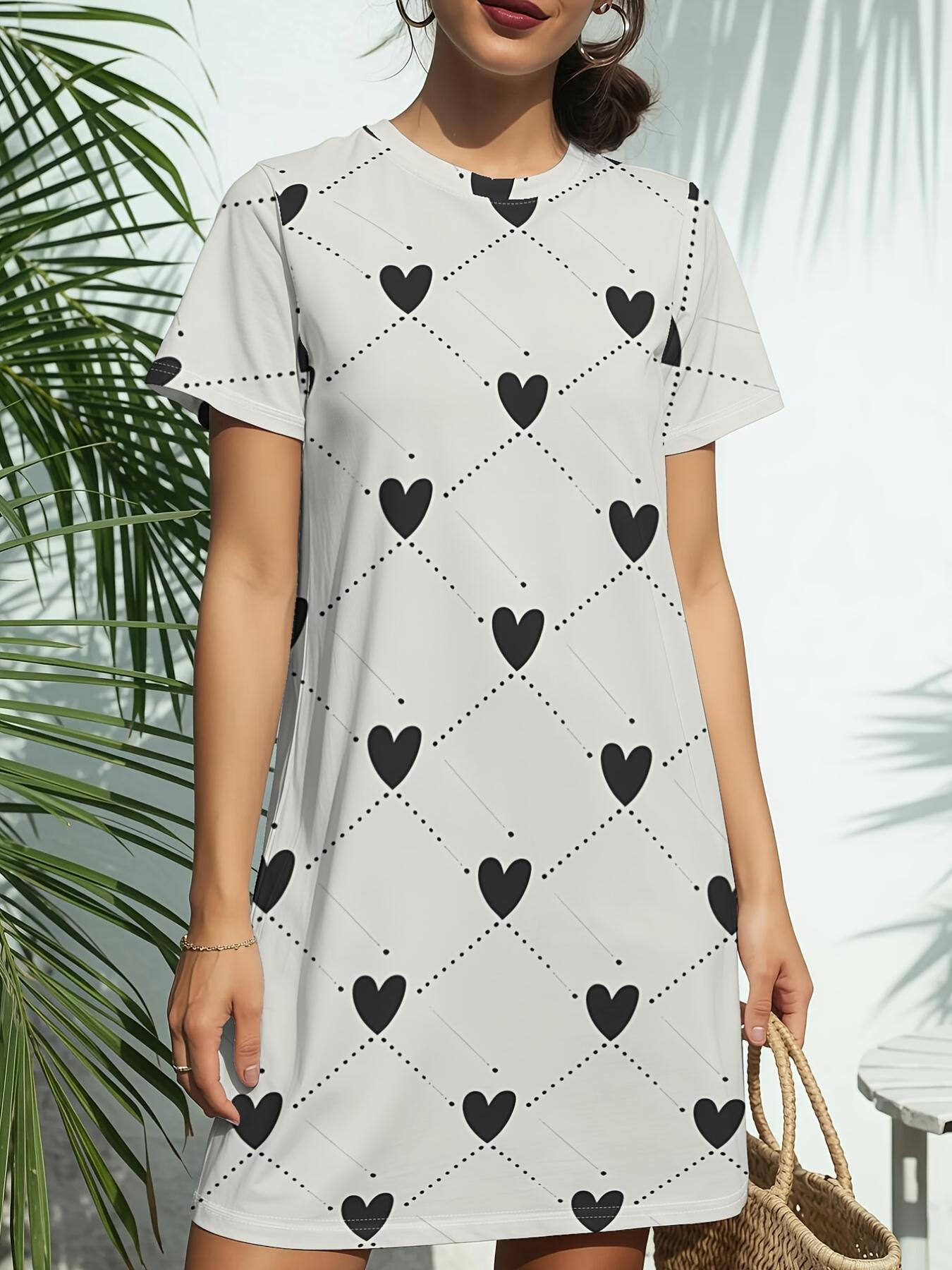 

Women s Sweet Heart Ditsy T-Shirt Dress - Short Sleeve Round Neck -Line Dress with Ditsy Print. Casual Spring Summer Outfits. Birthday Dress Suitable 9XL