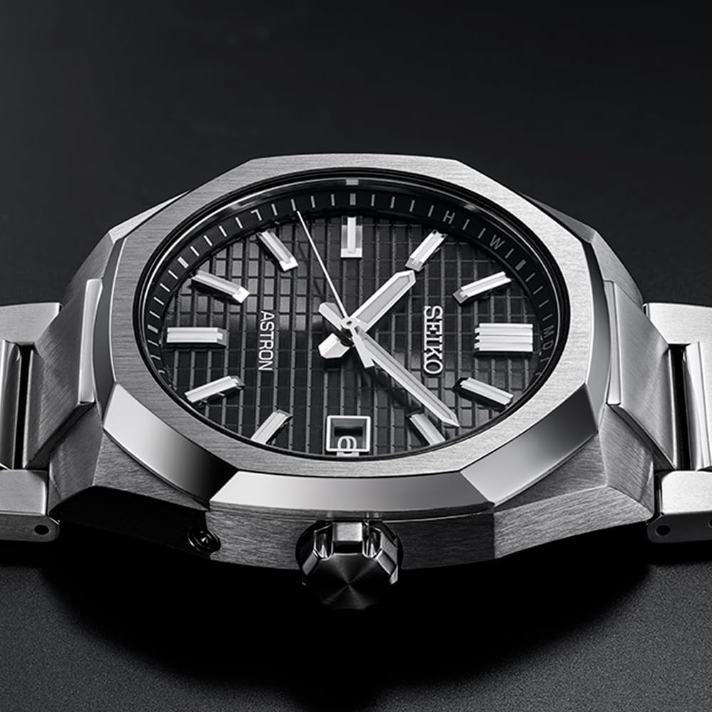 Seiko Astron NEXTER 3. Kolekcja Tytanowy Zegarek Solarny Sterowany Radiowo, Czarny, Srebrny, SBXY063, Męski, Lekki