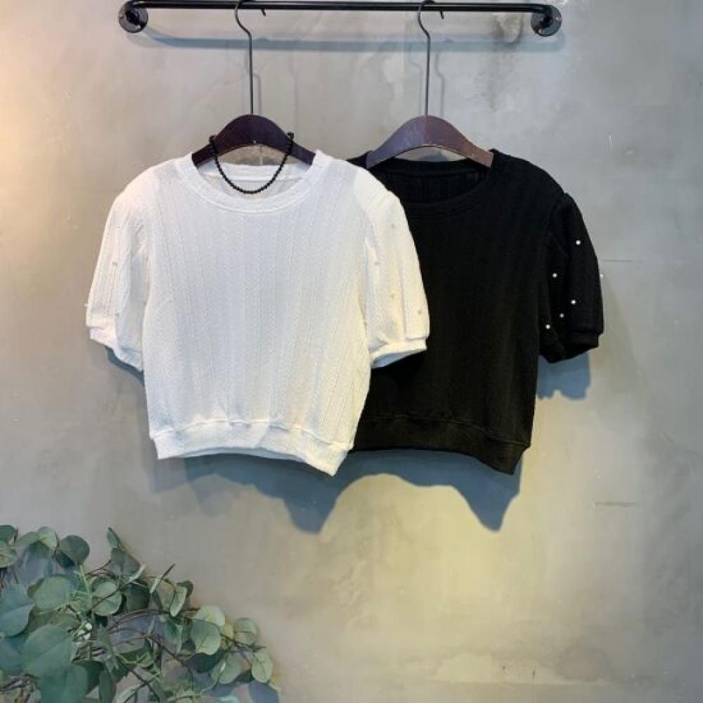 C S In The Room Pade Pearl Puff Sleeve Cropped Knit 2Color C