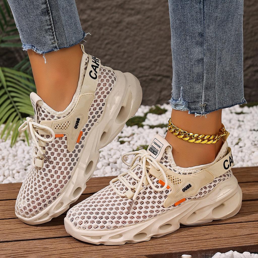 Shoes: Women's 2025 Summer New Casual Sneakers: Fly-Woven Mesh, Breathable, Lightweight, Soft Soles, Versatile Lace-Up Single Shoes