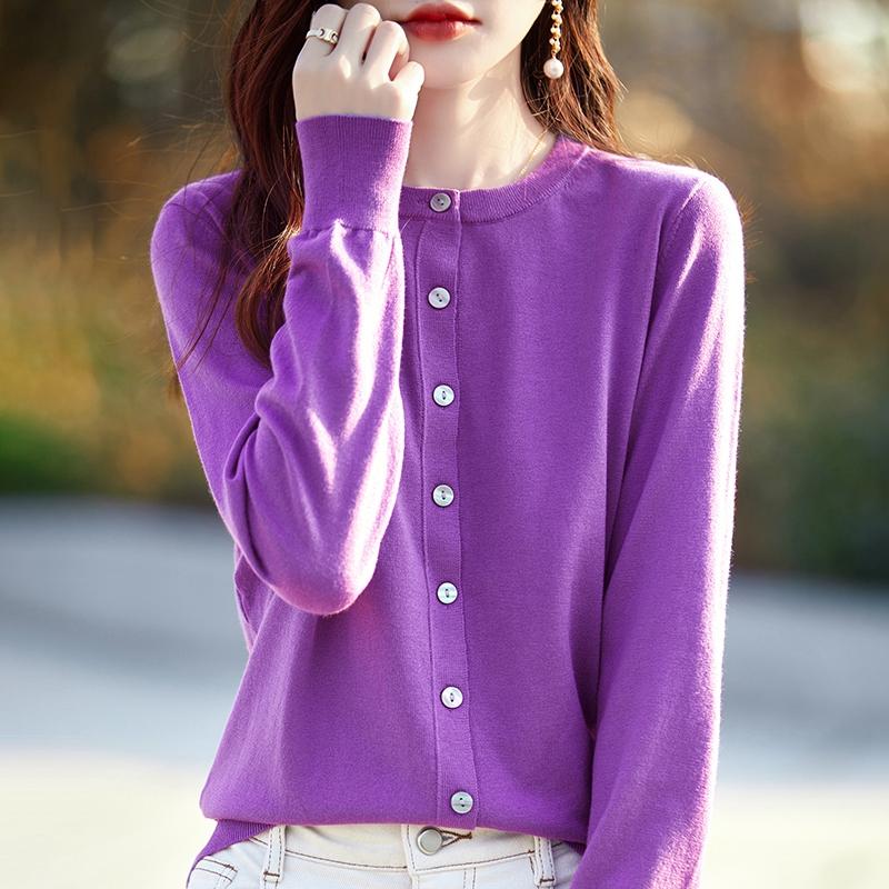 Leichte Strickjacke für Damen aus 50 % Wolle und 50 % Maulbeerseide – vielseitige Strickware für 4 Jahreszeiten für ganzjährigen Komfort und Stil