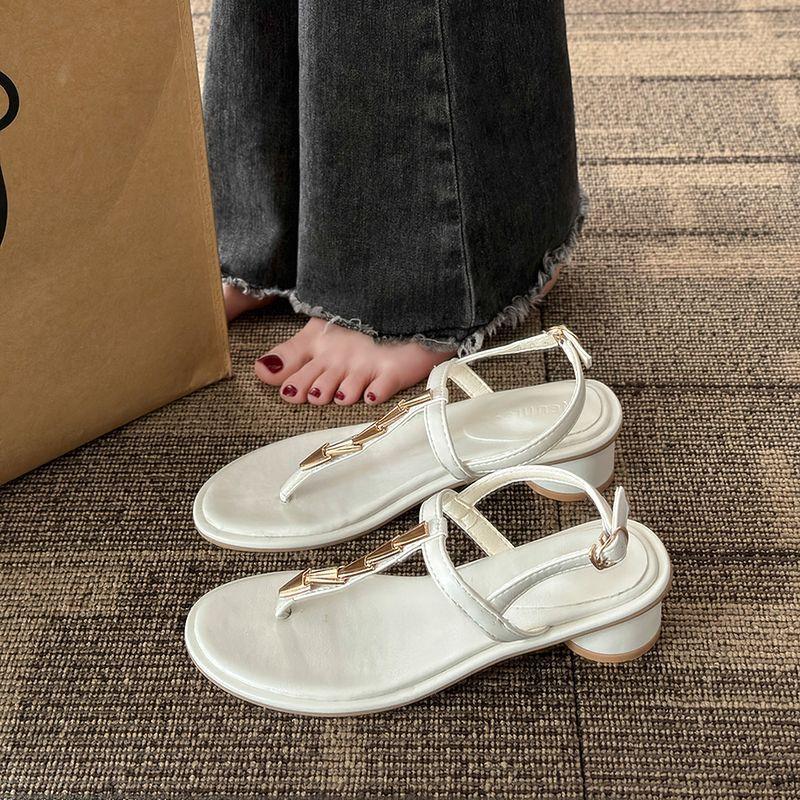 Sandals women's flat bottom 2025 summer new toe wedge heel retro niche versatile skirt fairy style roman