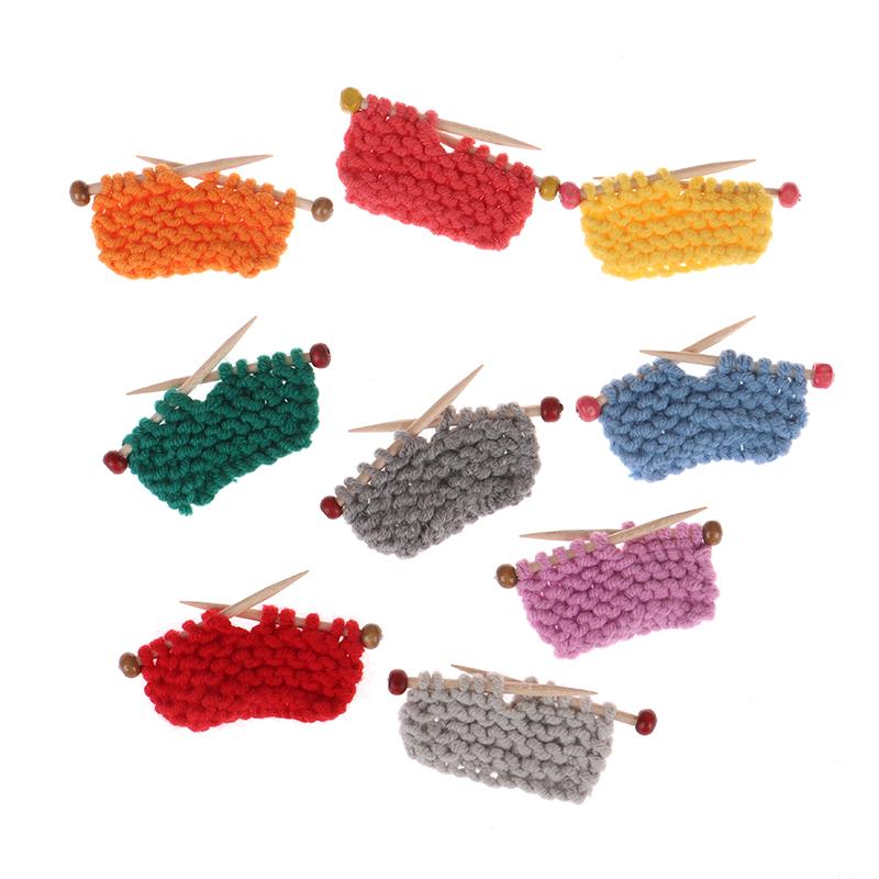 1:12 Casa delle Bambole Miniatura Modello Maglione Lavorato a Maglia Accessori per Bambole Giocattoli