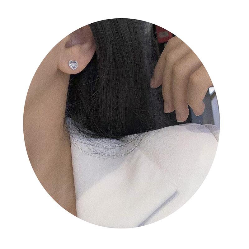 Huitan Exquisite Heart Stud Earrings with Cubic Zirconia Sweet Love Earrings Silver Color Fashion Versatile  for Women