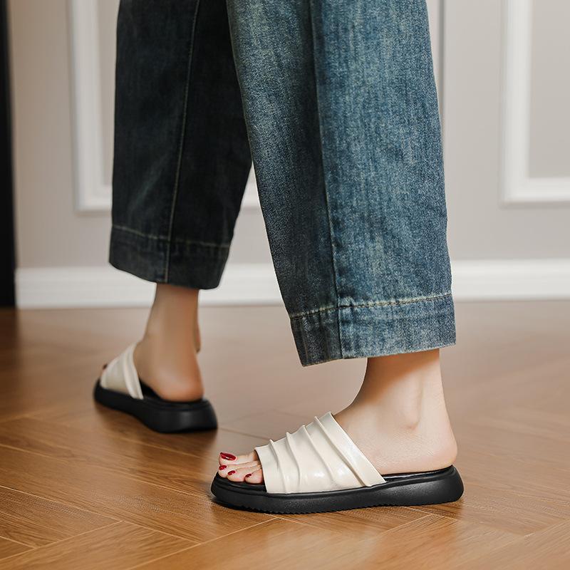 Super comfortable~ Resort beach fold casual one-and-a-half slippers women's 2025 summer wear light open-toed slippers
