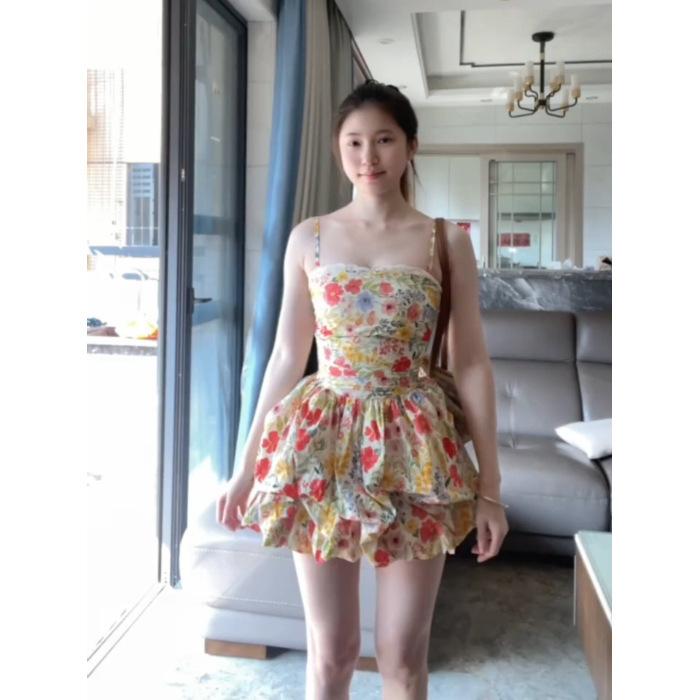 Seaside vacation floral suspender dress women's spring and summer pure desire beautiful temperament waist slim fluffy short skirt