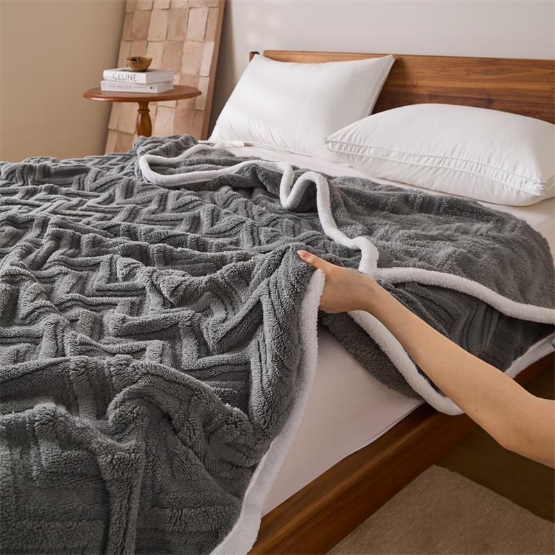 Spring Autumn Warmth Flannel Blanket Soft Comfortable Bed Blankets High Quality Keep Warm Multi-functional Sofa Blanket Shawl