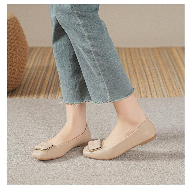 Spring 2025 Women's Genuine Leather Flats: Low-Cut, Versatile Chunky Heel, Plus Size 41-43, Ideal for Summer Work.