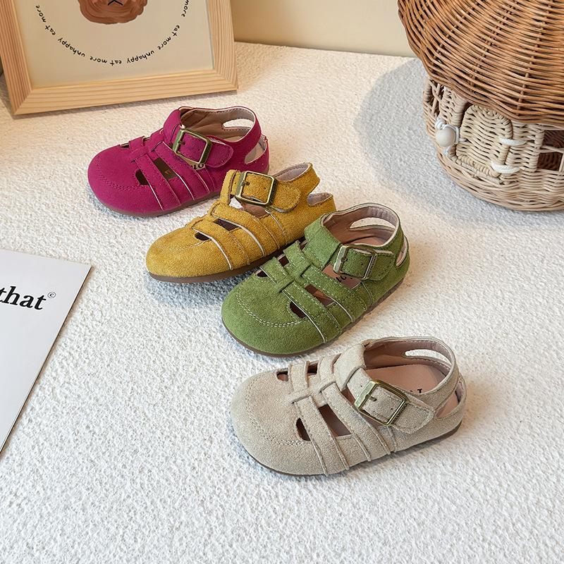 1-12J Kindersandalen Zehenschutz Jungen Mädchen Sommer Neu Süßigkeiten Weiche Sohle Schuhe Kinder Freizeit Retro Flache Ledersandalen