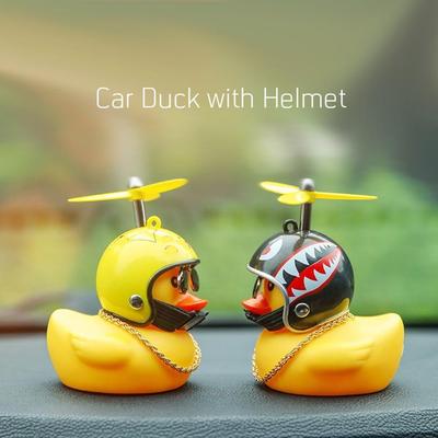 Auto-Ente mit Helm, gebrochener Wind, kleine gelbe Ente, Rennradhelm, Fahrradzubehör, Dekoration