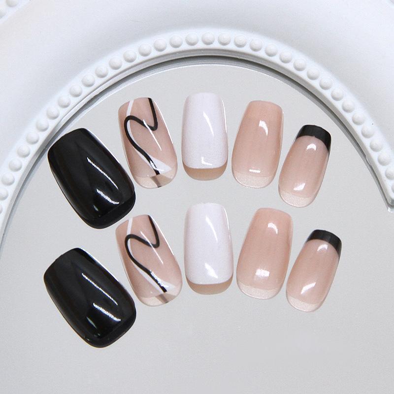 Simple Black and White Irregular Lines French Style Daily Commuting Fake Nails Removable Wearable Nails 24 Pieces