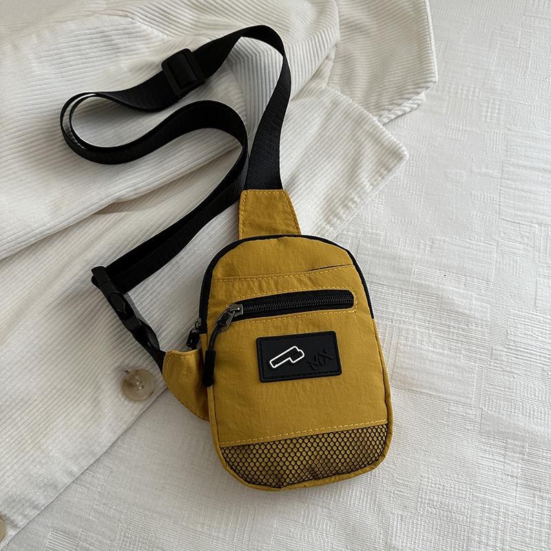 

New texture simple niche design small square bag summer fashion casual women s personalized breast bag