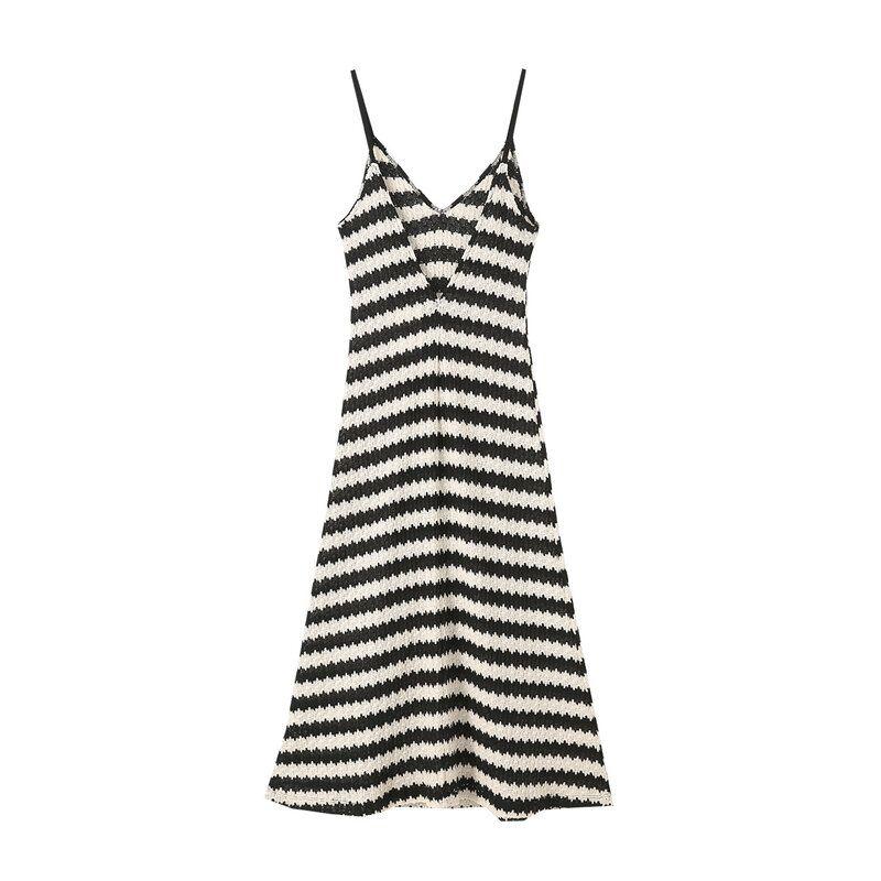 Fashion Wind 2024 New Fall Women's Clothing Sling Vacation Style Stripes Mid Length Long Length Dress 2298626