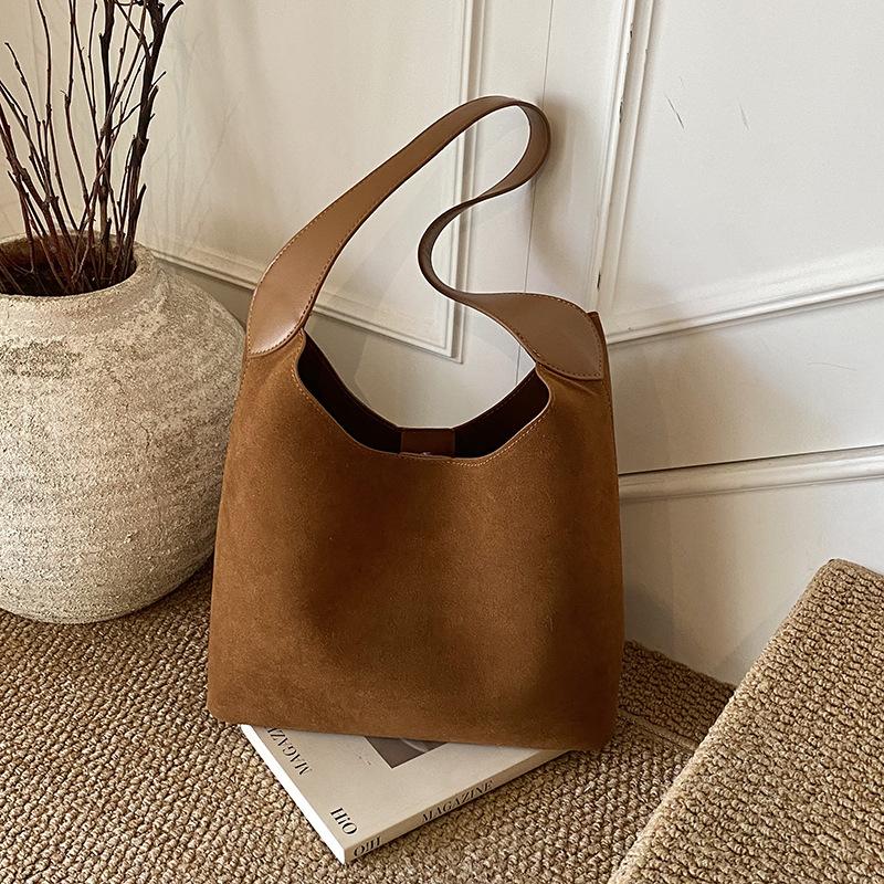 Retro Casual Simple Tote Bag, New Autumn and Winter Large-capacity Commuting Armpit Bag, Handbag, Shoulder Women's Bag