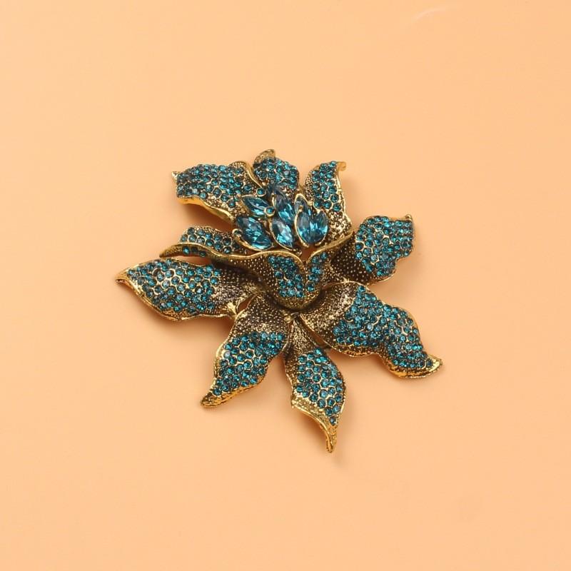 Vintage Orchid Water Diamond Brooch With Electroplated Alloy For Women And Men Fashion Accessory