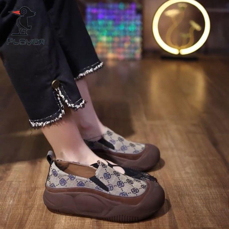 

Soft leather one-pedal shoes women s retro autumn new platform leisure sports 35 хакі
