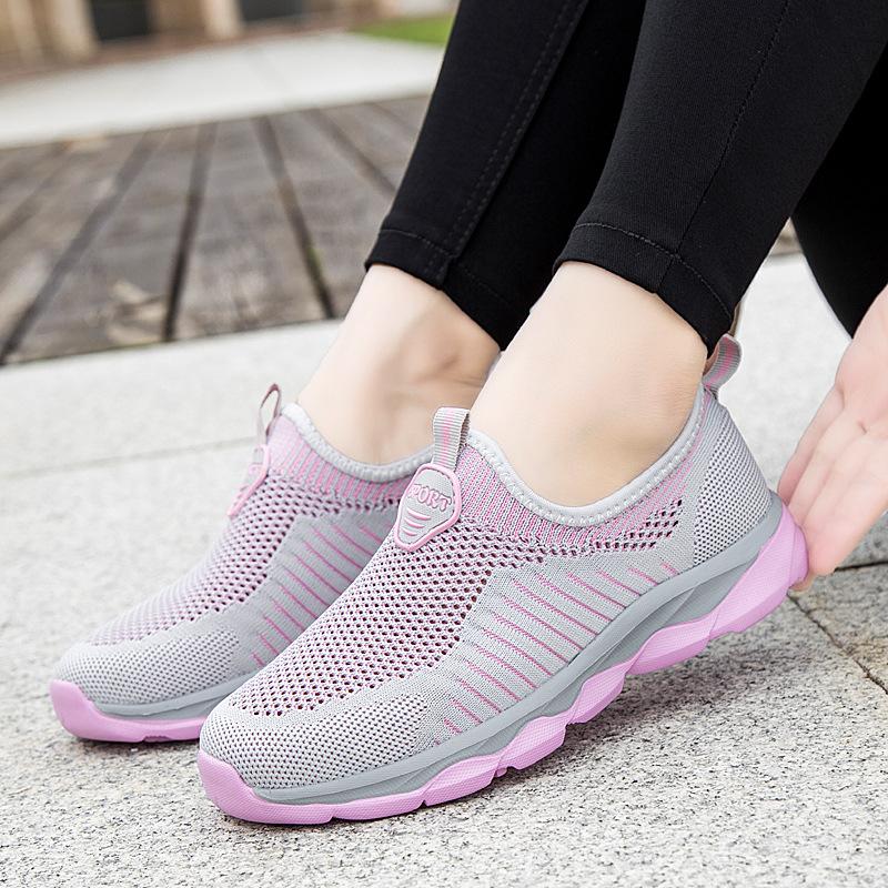 Ältere Mesh-Schuhe Damen Sommer atmungsaktiv hohl Ein-Pedal Sport Mutterschuhe Mittelalterliche und ältere bequeme Laufschuhe Herren Spot