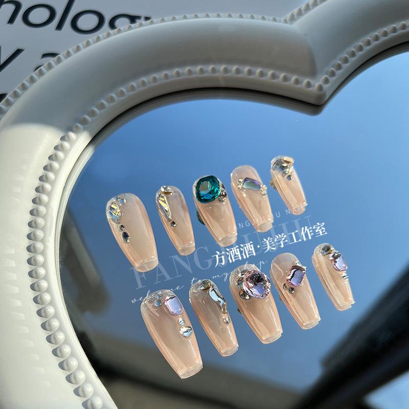 Elegant Nude Rhinestone Press-On Nails: Perfect for Weddings & Photoshoots M - Medium Set