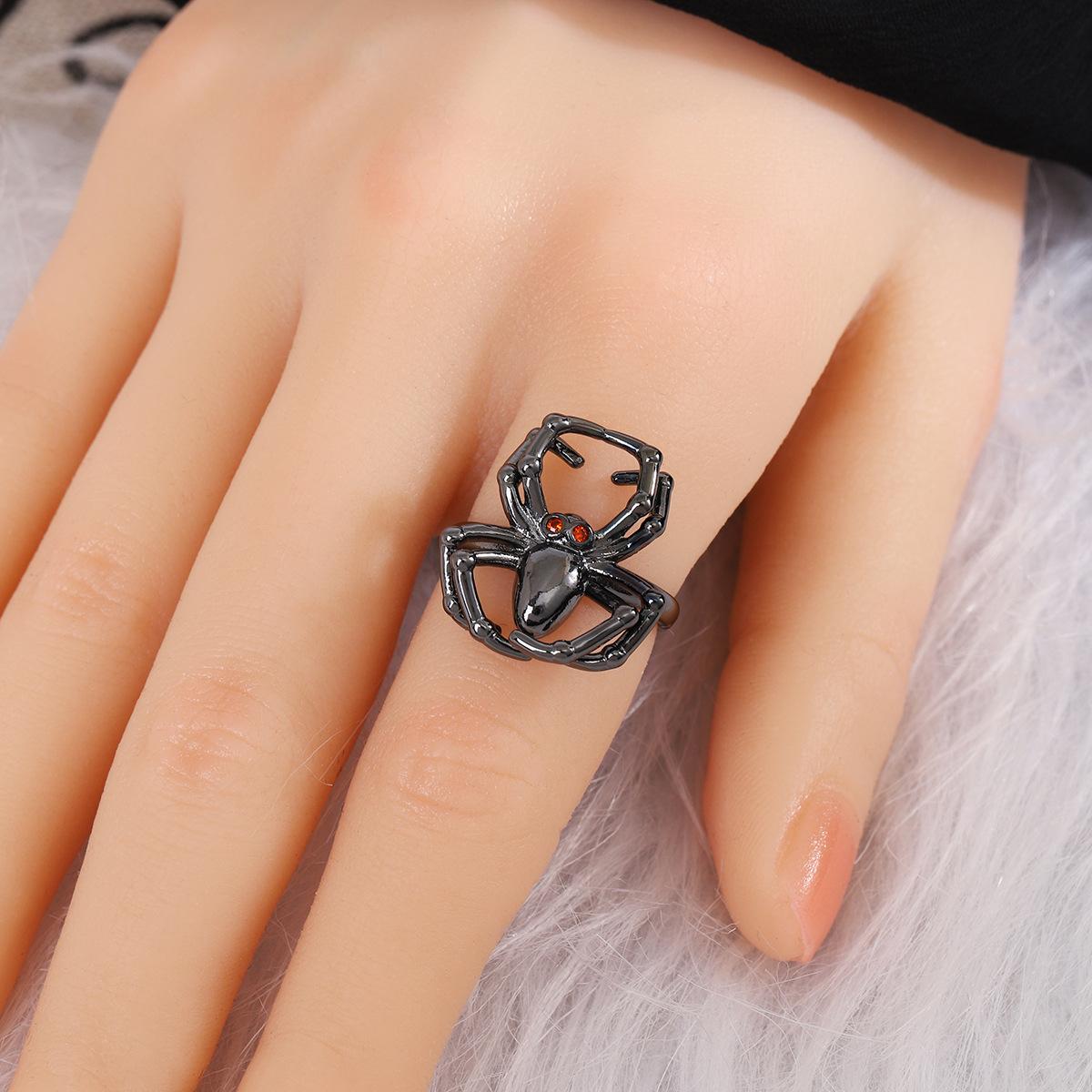 Personalized Punk Style Spider Ring, Dark Wind Niche Design Sense Retro Diamond-Encrusted Live Ring