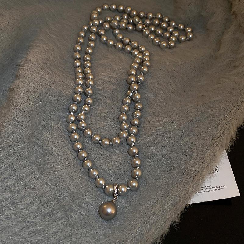 Vintage French Pearl Sweater Necklace: Elegant, Extra-Long Design for Versatile Fashion