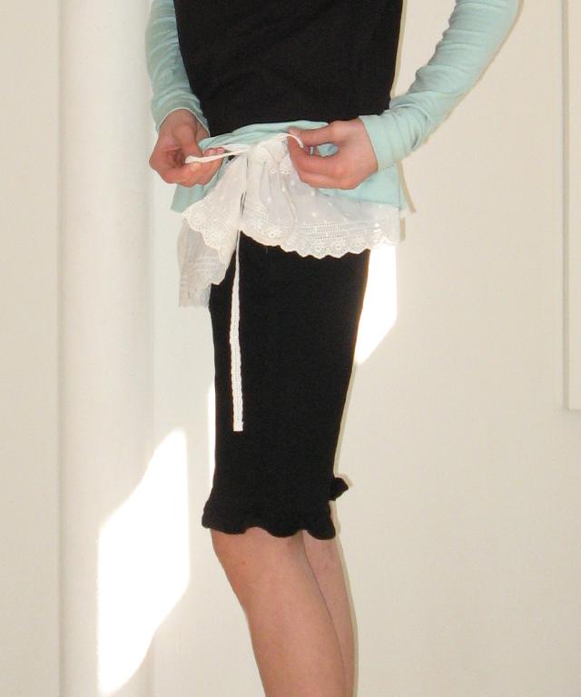 RONRON Frill Short Biker Pants Black