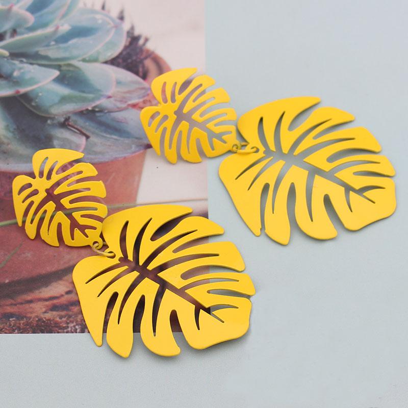 New Monstera Leaf Statement Dangle Earrings for Women Colorful Acrylic Metal Drop Earrings Exaggerated Ear Jewelry Pendientes