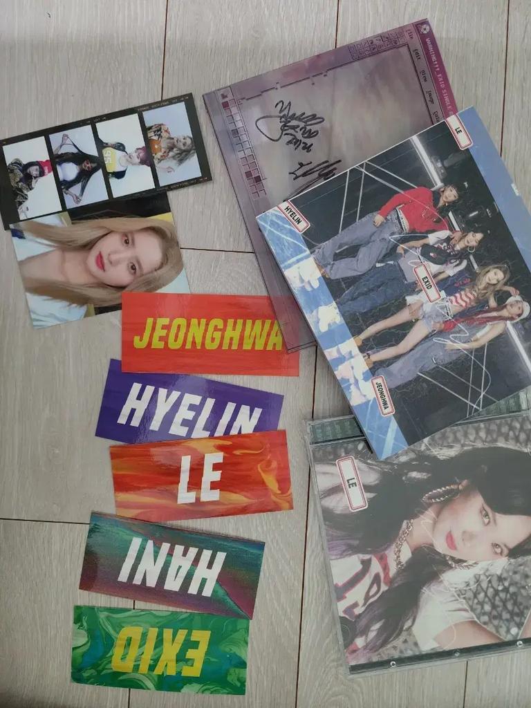 EXID's autographed album will be released tomorrow (Part 1) Used