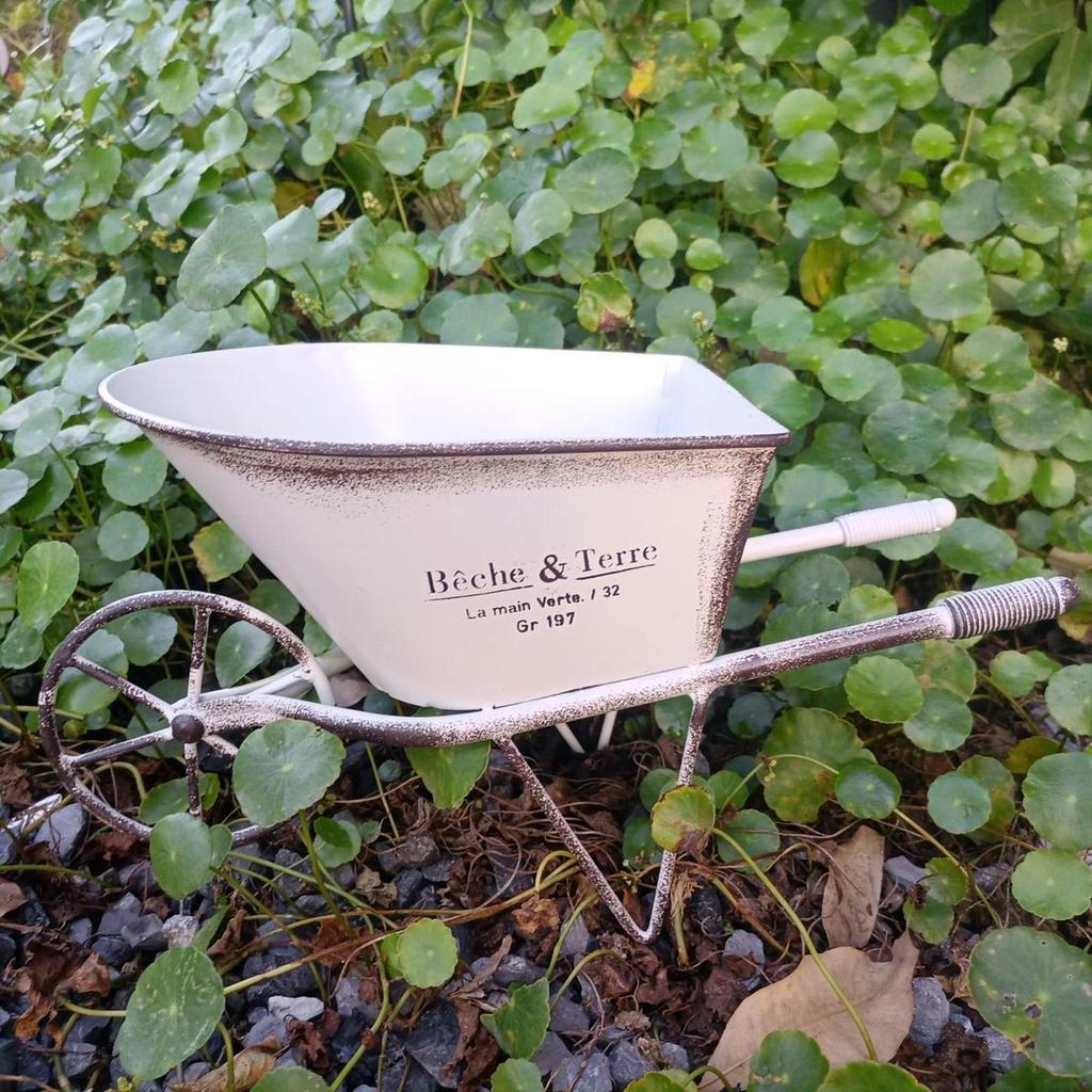 Klassische Eisenkunst Einradkarre für Gartendekorationen Metallschubkarre Kleiner Pflanzkasten Blumentöpfe Pflanzenbehälter Geschenk