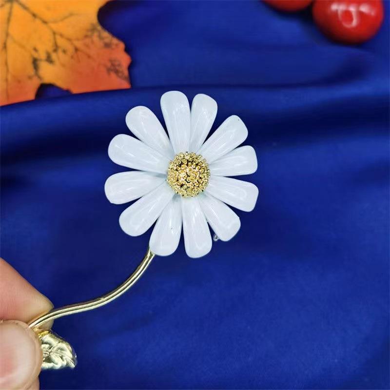

Модная брошь в виде лепестка маргаритки, белая брошь-цветок, аксессуары для пальто-корсажа белый