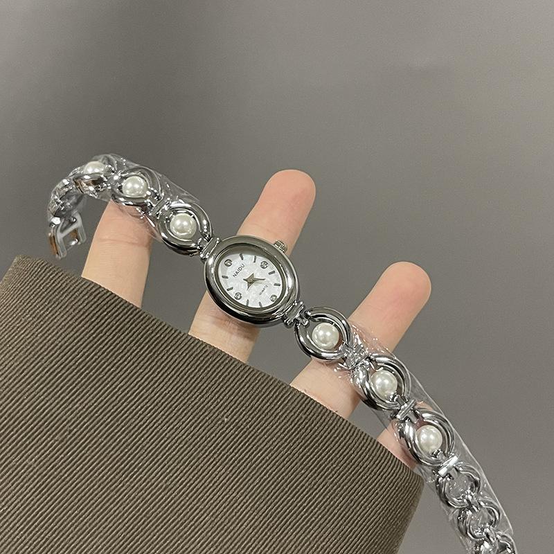 Bracelet Watch Women'S Oval Steel Belt Medieval Light Luxury Imitation Pearl Watch Temperament
