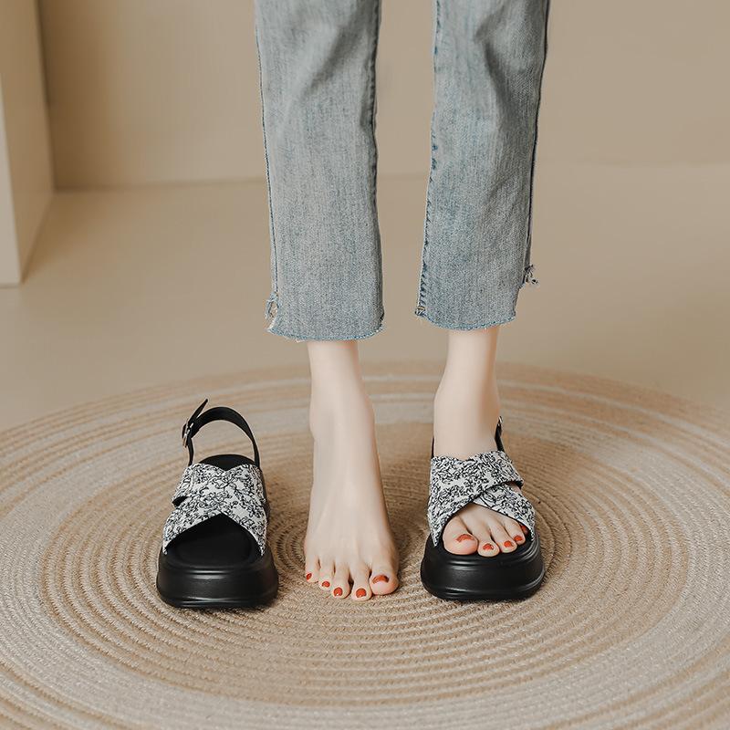 National style sandals women's platform new Chinese style summer new retro round head thick heel ethnic style outer wear beach sandals women