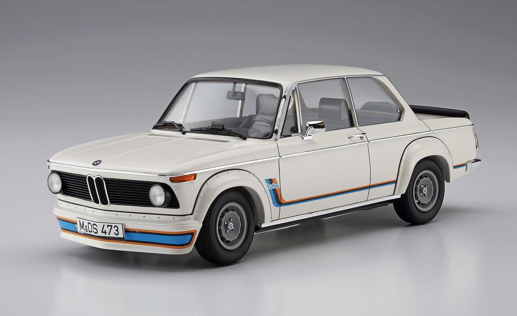 Hasegawa Historic Car Series BMW 2002 Turbo Plastikmodell HC24 1/24