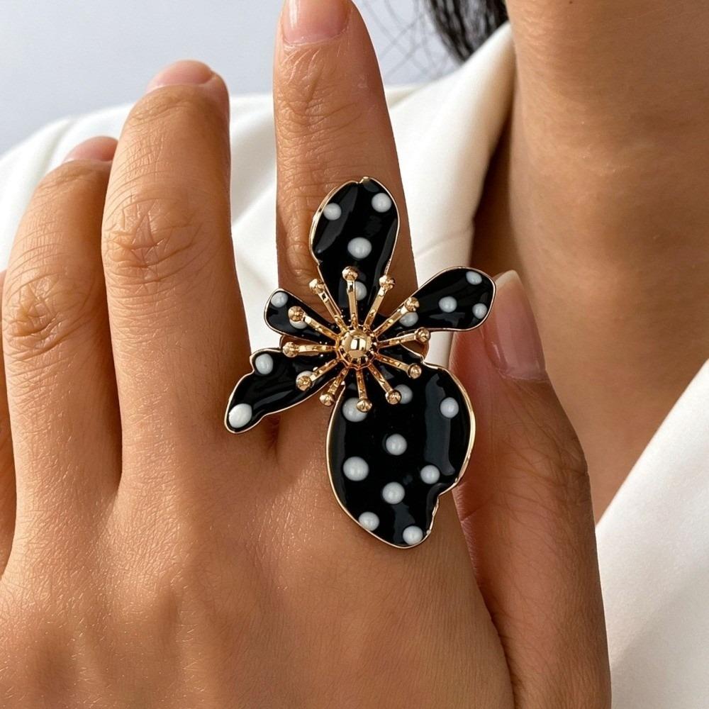 Irregular Petals Flower Statement Ring Adjustable Band Alloy Floral Ring Photo Wear чёрный