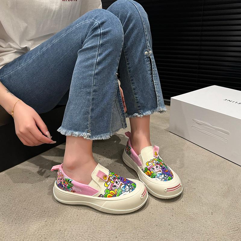 Canvas shoes women spring and summer pregnant women soft platform white shoes lazy one pedal niche graffiti cloth shoes single shoes
