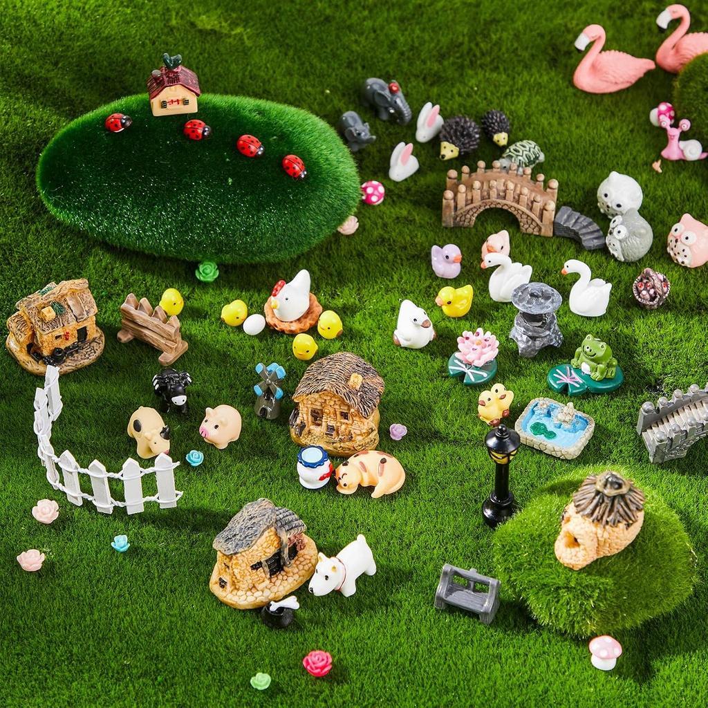 200 Pcs Miniature Garden Accessories, Including Animals, Mini Houses and DIY Dollhouse Decoration, Miniature Figurines, Micro Landscape Ornaments,