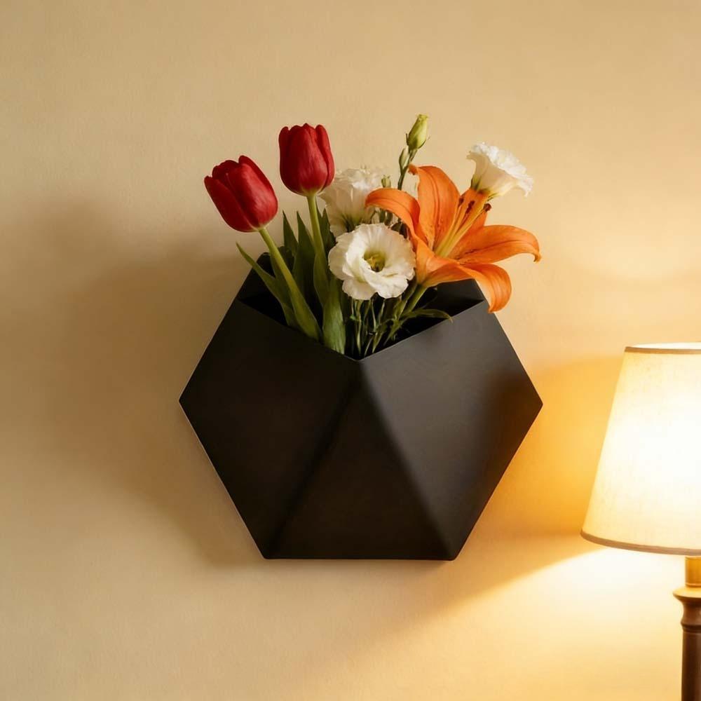 Black Geometric Wall-Mounted Planter Pot Decorative Hanging Vase for Flowers Succulents Living Room/Kitchen Macetas Decorativas