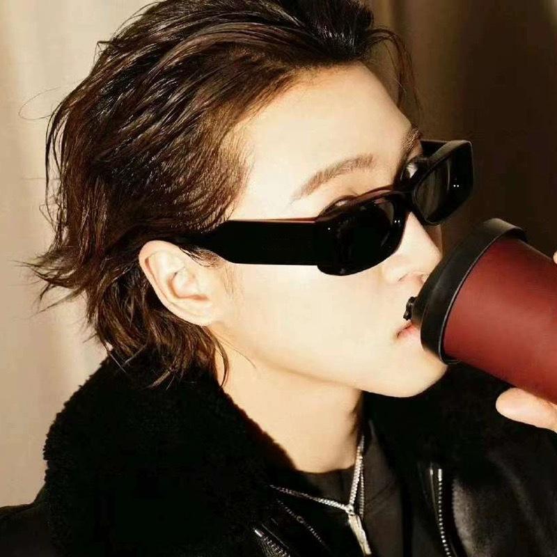 High Performance Fashion Style Woman Sun Glasses Rectangle Shape Anti-reflective Sunglasses Men Driving Hiking Sunglasses