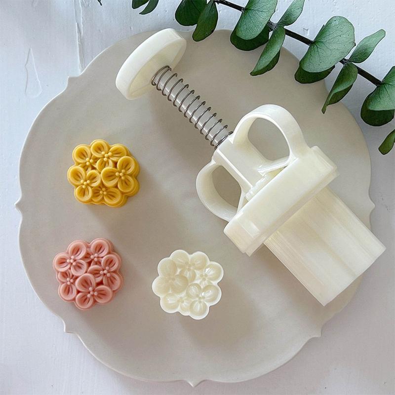 Plastic Mooncake Molds DIY Mooncake Stamps Osmanthus Shaped Baking Moulds Pastry Gadgets 3 Sizes for Mid-Autumn Festival