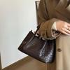 Cowhide hand-woven bag, tote bag, genuine leather French casual portable premium sense bag, shoulder messenger women's bag