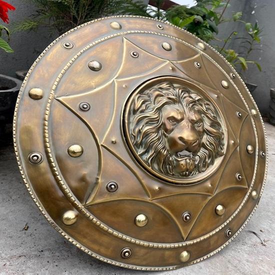 60.96 Cm Medieval Lion Face Shield Steel Armor Replica for Cosplay Display