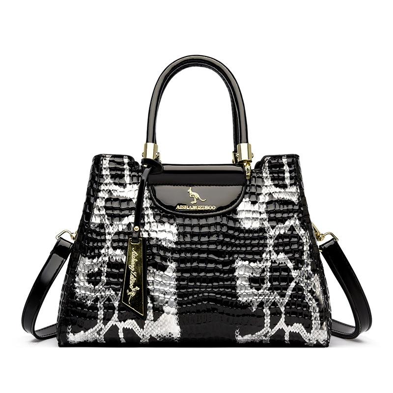 Handbag 2025 new simple women's shoulder bag to work commuting large-capacity tote bag can be messenger