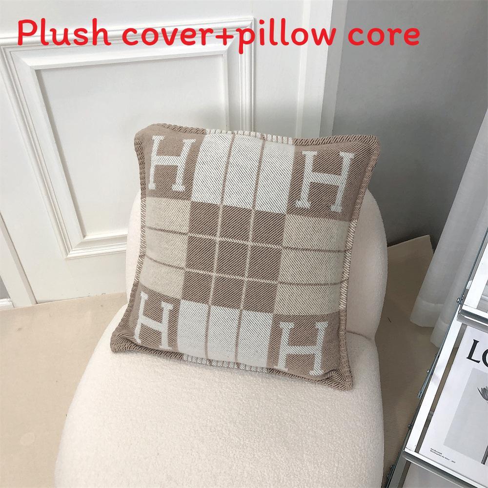 Modern And Simple Style Cashmere Blanket For Office Nap Sofa And Camping