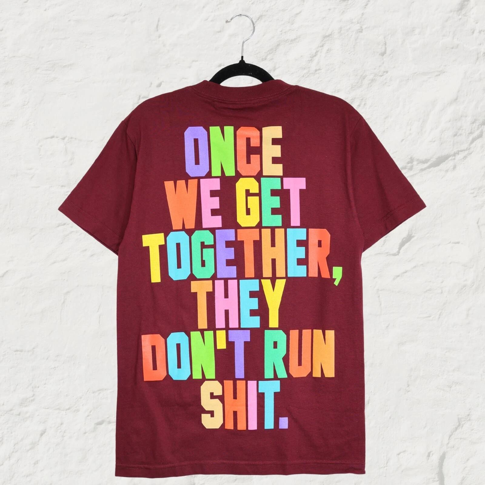 THE HUNDREDS Rainbow Text Tee Burgundy Graphic Streetwear Skate Tee S 2XL
