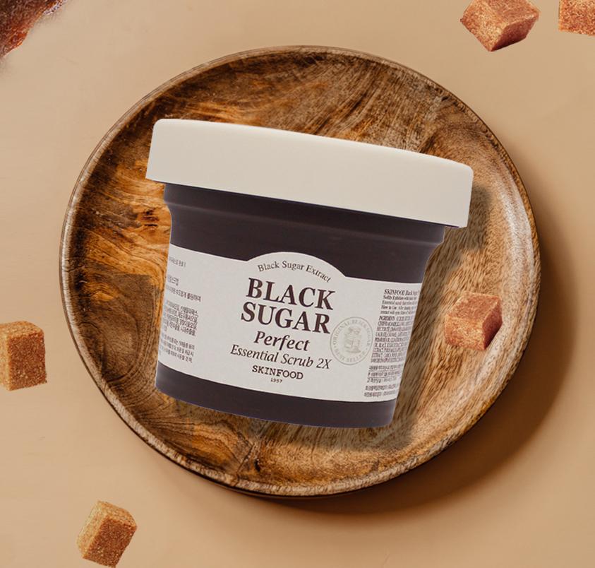 [SKINFOOD] Black Sugar Perfect Essential Scrub 210g