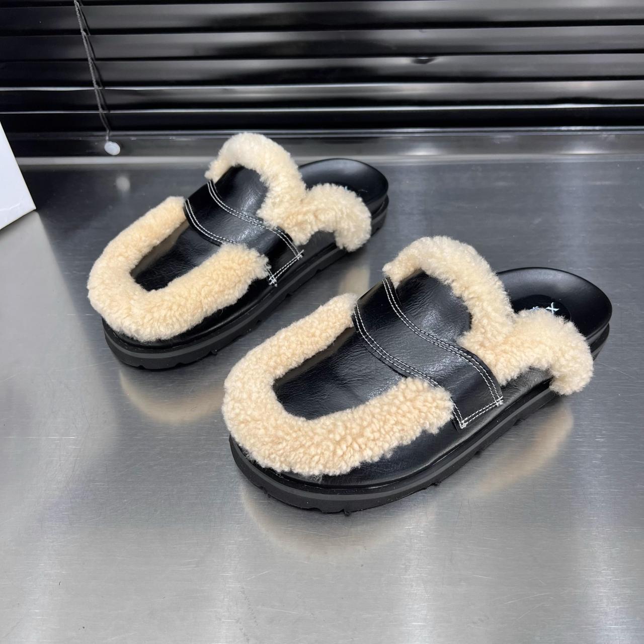 

2024 зимние теплые плоские меховые тапочки женские пушистые домашние тапочки женские удобные нескользящие домашние хлопковые туфли для снега 35 чёрный