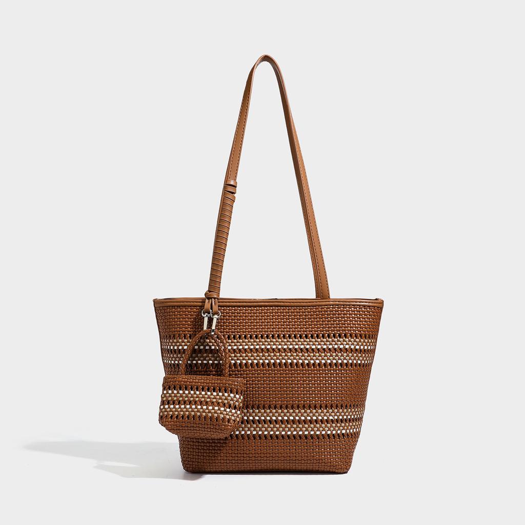 Lazy wind woven armpit bag women's seaside vacation beach bag large capacity shoulder straw woven tote bag