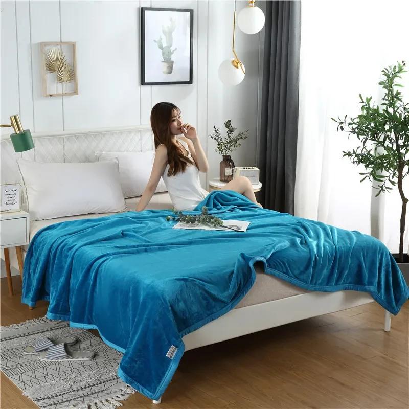 Modern Minimalist Solid Color Coral Fleece Blanket Four Season Universal Thick Warm Air Conditioning Nap And Leisure Blanket