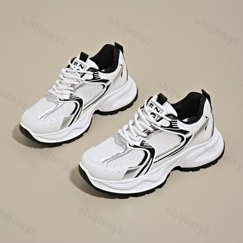 Women's Vulcanized Shoes 2026 Autumn New Outdoor Non Slip Platform Sneakers Comfort Height Increase Fashion Lace Up Casual Shoes