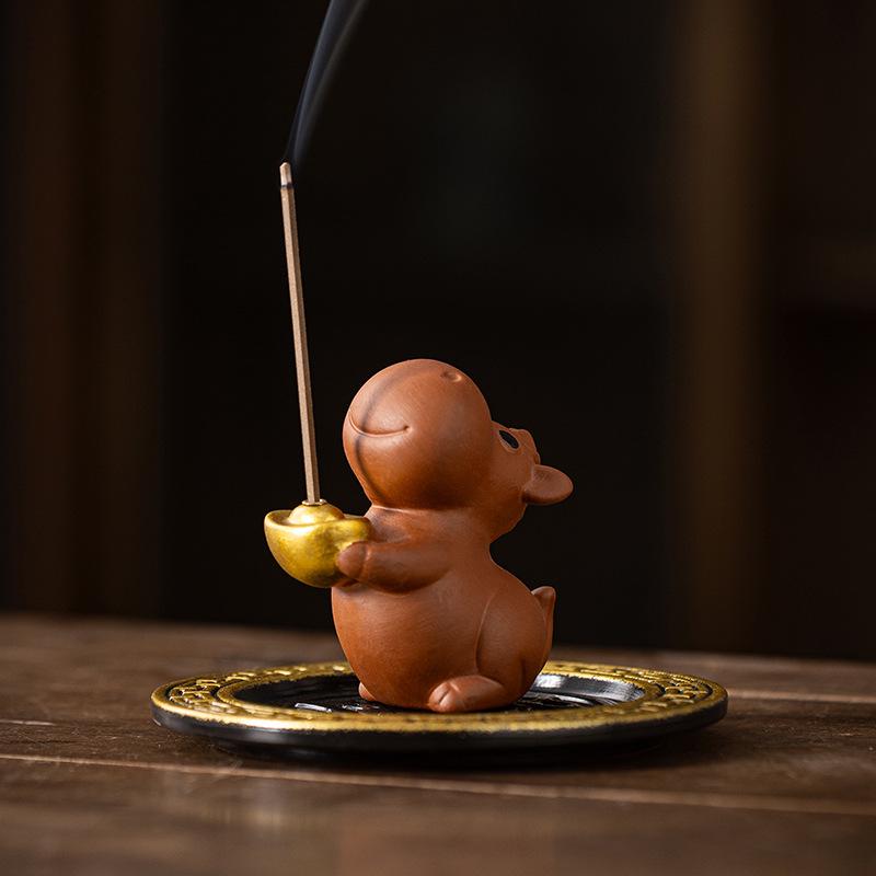 Creative Zisha Fu Ma Incense Burner for Home, Desktop, or Teahouse Decor