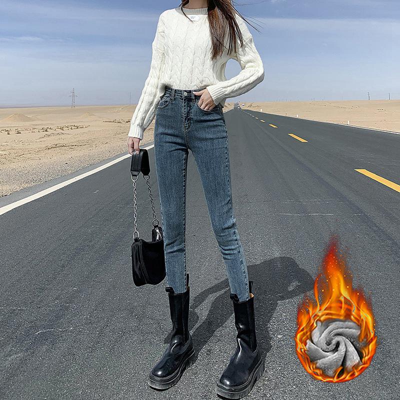 Women's Fleece-Lined High-Waisted Skinny Jeans: Slim-Fit, Warm, Thick, Elastic Pencil Pants for Winter Outings.